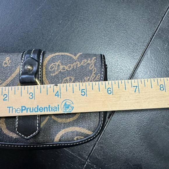 DOONEY & BOURKE DB Heart Canvas/Leather Wristlet - Picture 4 of 5